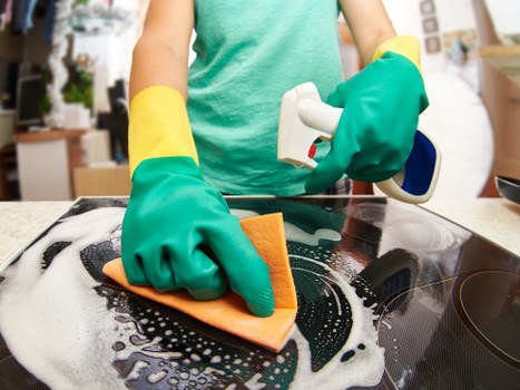 Mattress cleaning equipment used in a Sutton property